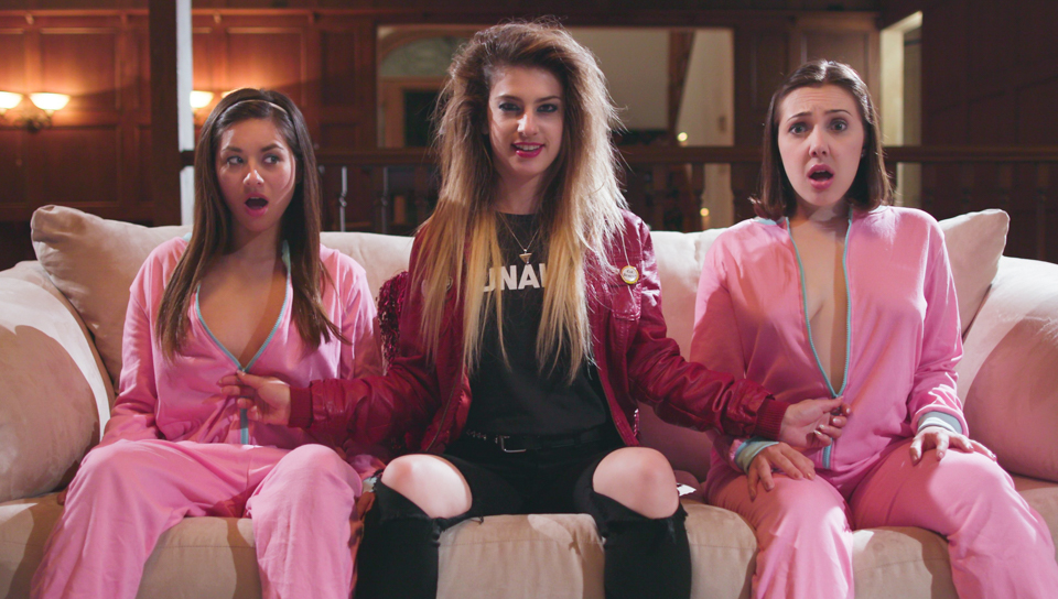 Kristen Scott meets her new sisters Jenna and Shyla.