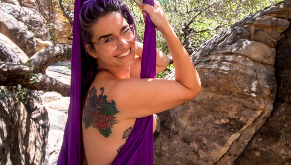 Bubbly tattooed babe Cat Asstrophe aerial masturbation