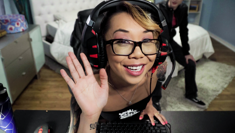 Hot asian gamer Kimberly caught fucking on live webcam.