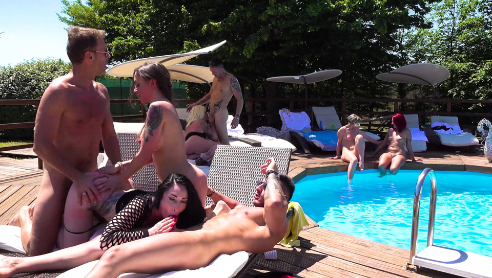 960px x 544px - Orgy by the Pool (Rocco Siffredi #81233)