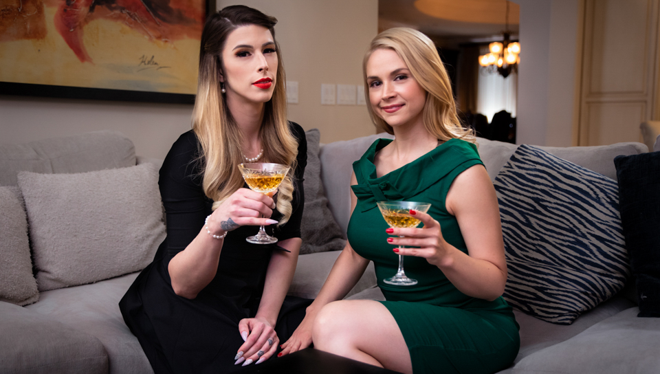 Transfixed | S1 E6 | Housewife Secrets